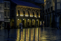 Plaza-de-Espana-noche-Aviles