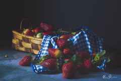 Bodegon-de-fresas-frescas