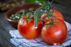Cocinando con tomate