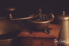 Molinillo-de-café-de-madera