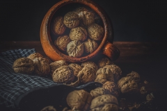 Nueces-en-jarro-de-barro