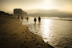 1_Paseantes-playeros