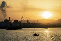 Gijon-puerto-deportivo-e-industrial