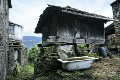 Hórreo-en-san-Esteban-de-los-Buitres