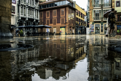 Oviedo-bajo-el-ayuntamiento