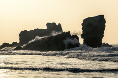 Rocas-de-la-playa-de-Bayas-al-atardecer