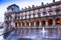 Paris. Le Louvre